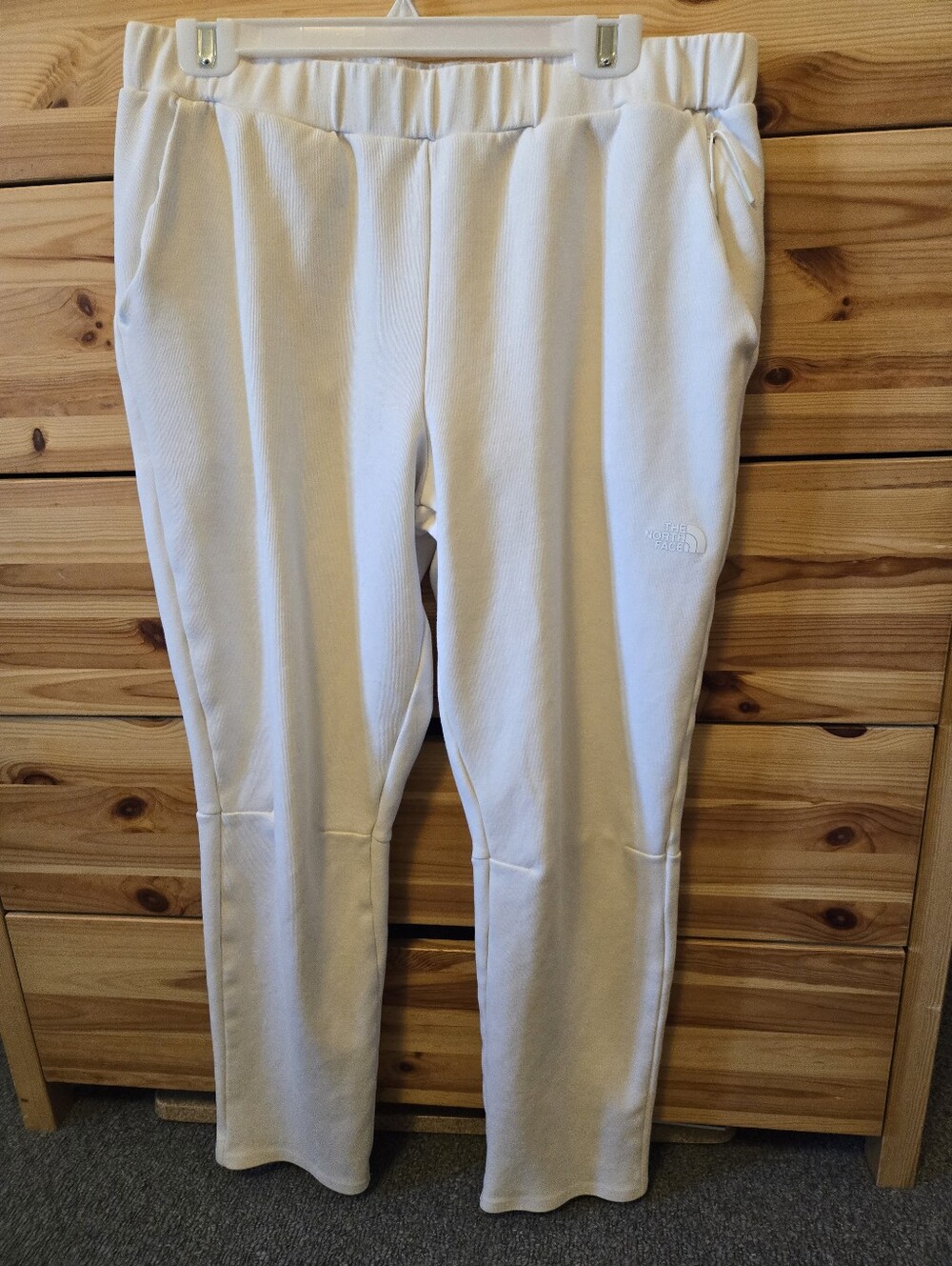 THE NORTH FACE Off-White Straight Leg Athletic Joggers Pants. Size Large. - Picture 1 of 8